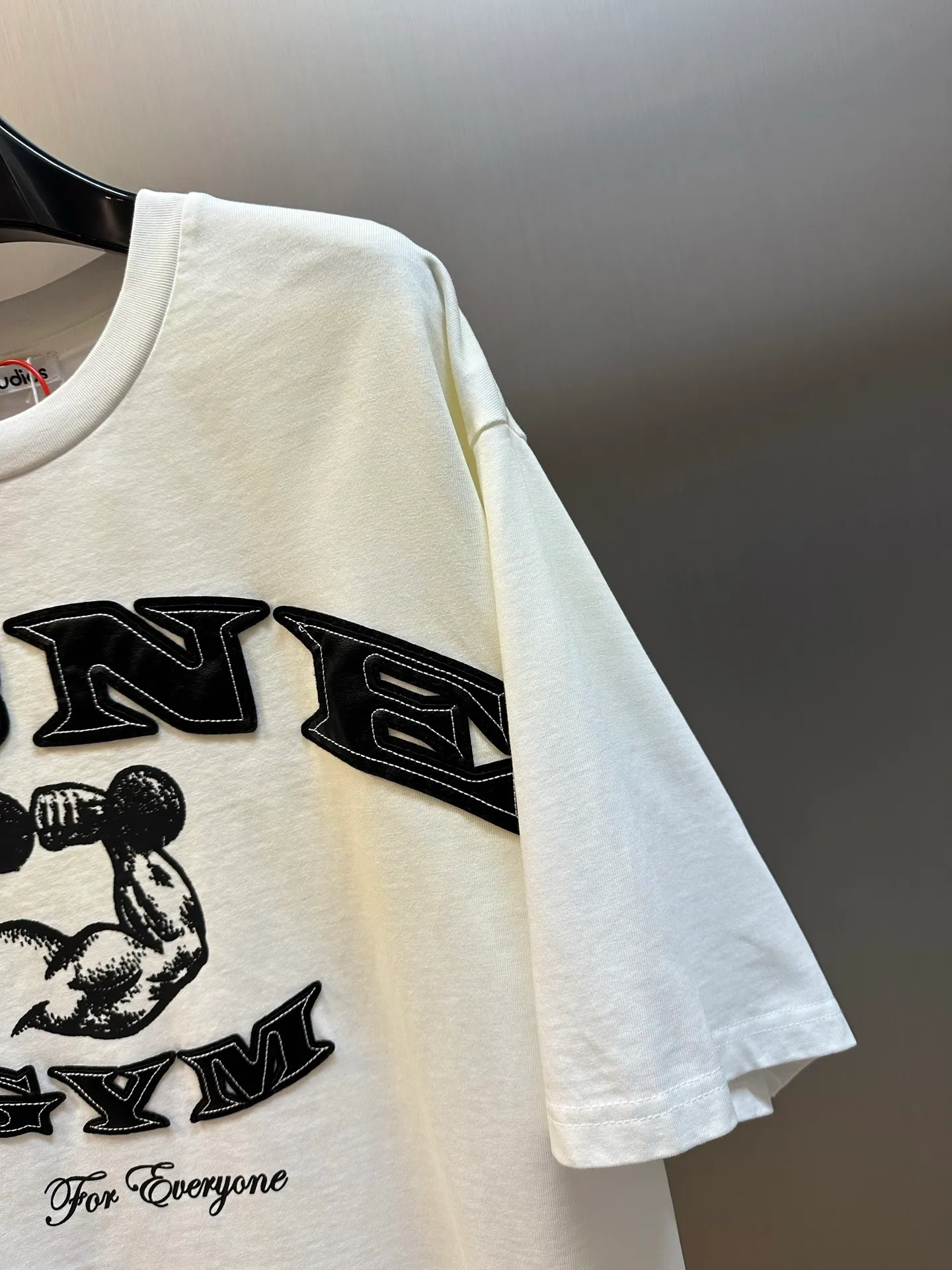 Acne Studios ， ACNE GYM Brown ，For Everyone ， ， Retro 。 ， ， ACNE GYM ， 。 ， ， ， 。 ， ， ， 。 size：s m l xl